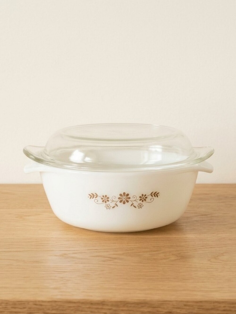 🌼 Vintage Dynaware “Brown Floral” Casserole Dish with Lid — Made in USA